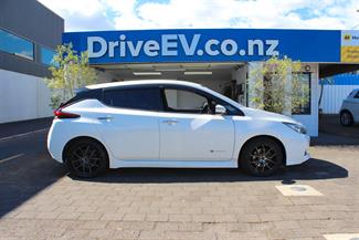 2017 Nissan LEAF 40kWh ZE1 X