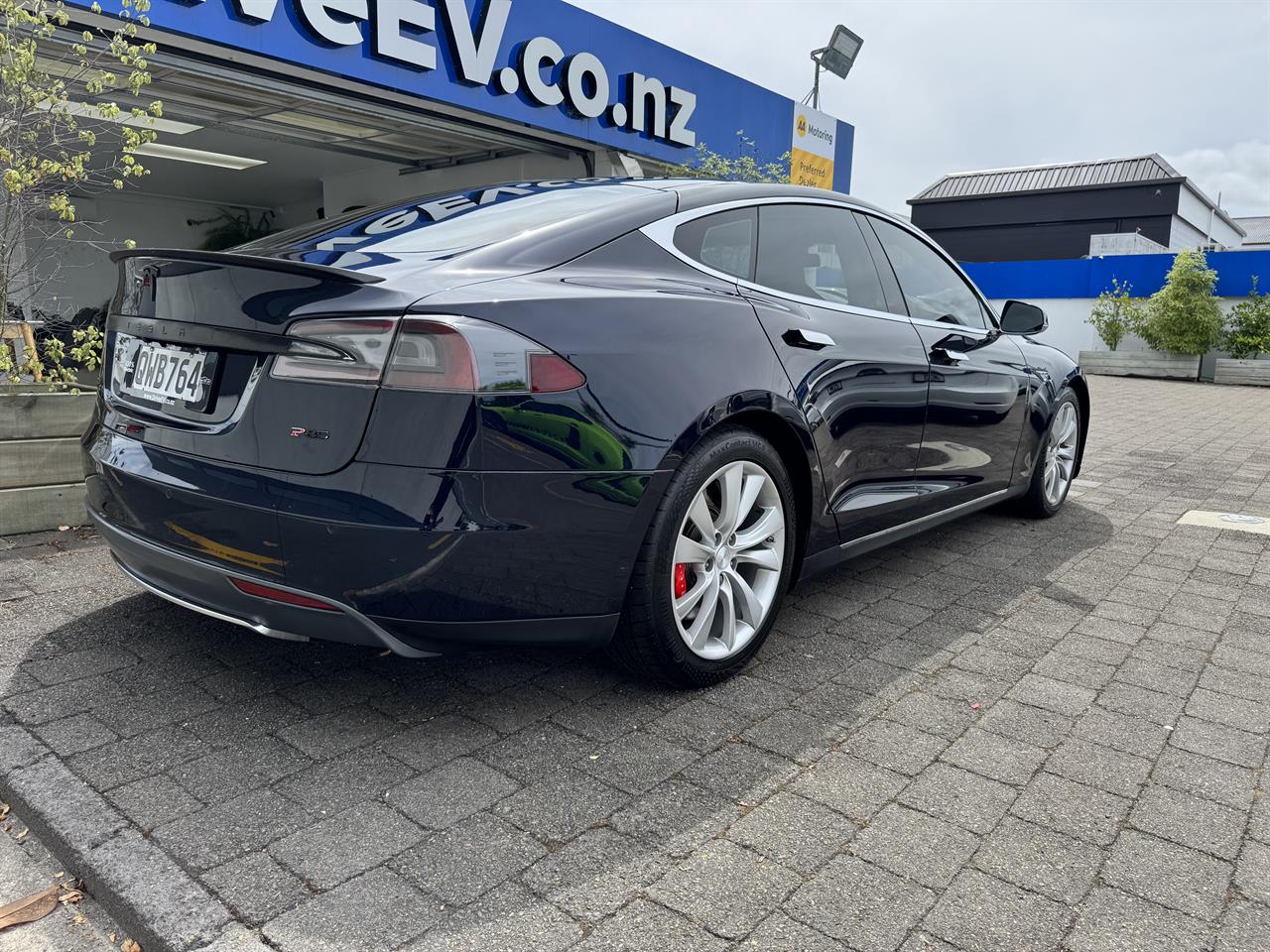 2014 Tesla Model S P85