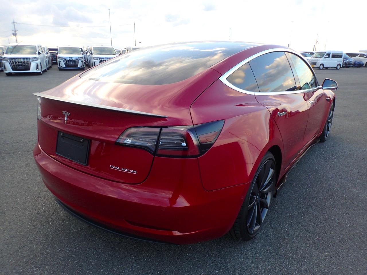 2019 Tesla Model 3 Performance