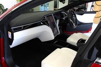 2017 Tesla Model S 75D