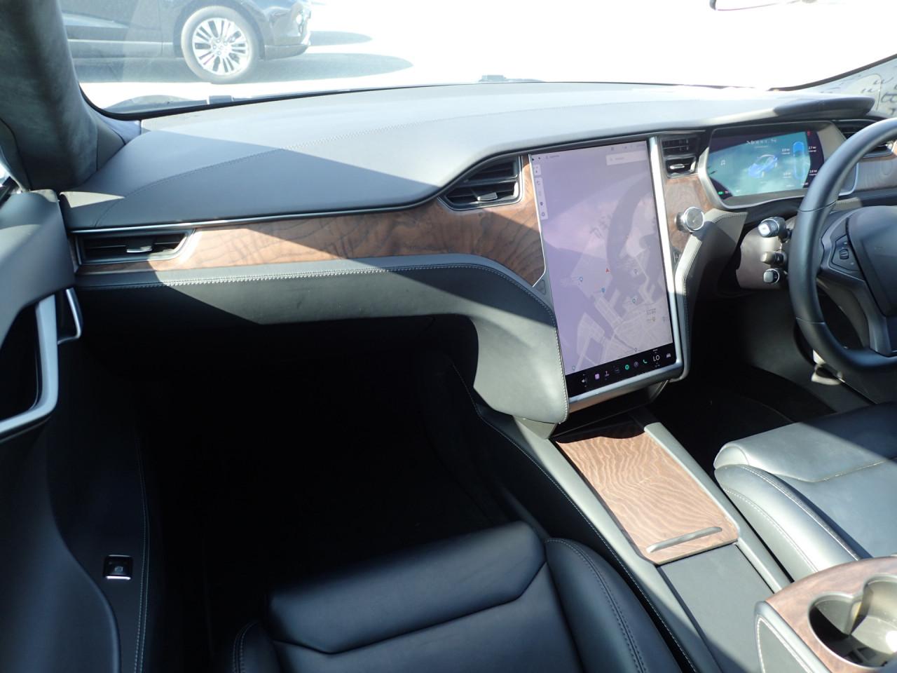 2019 Tesla Model S Standard Range (75D)