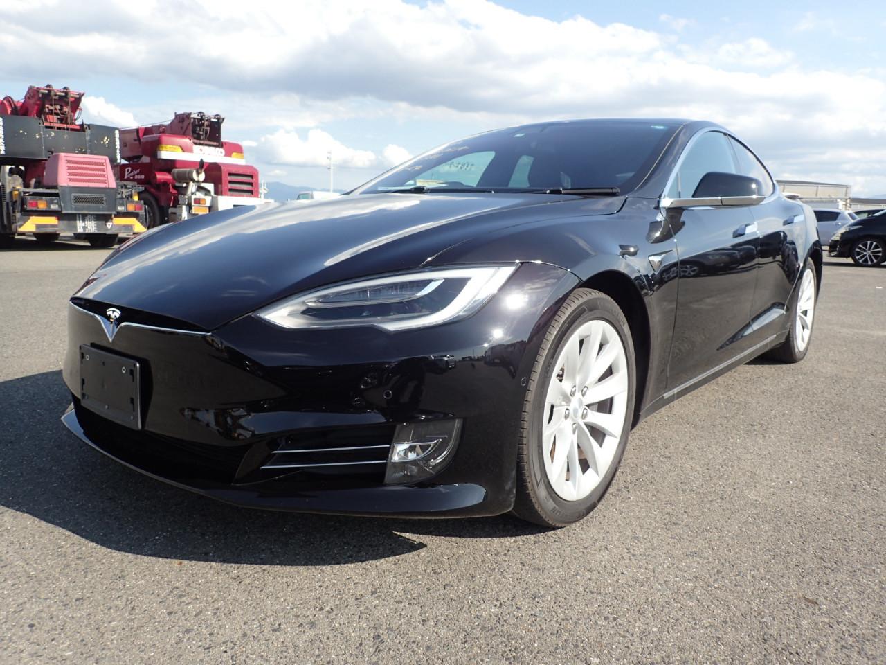 2019 Tesla Model S Standard Range (75D)