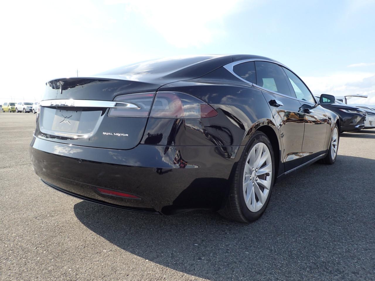 2019 Tesla Model S Standard Range (75D)